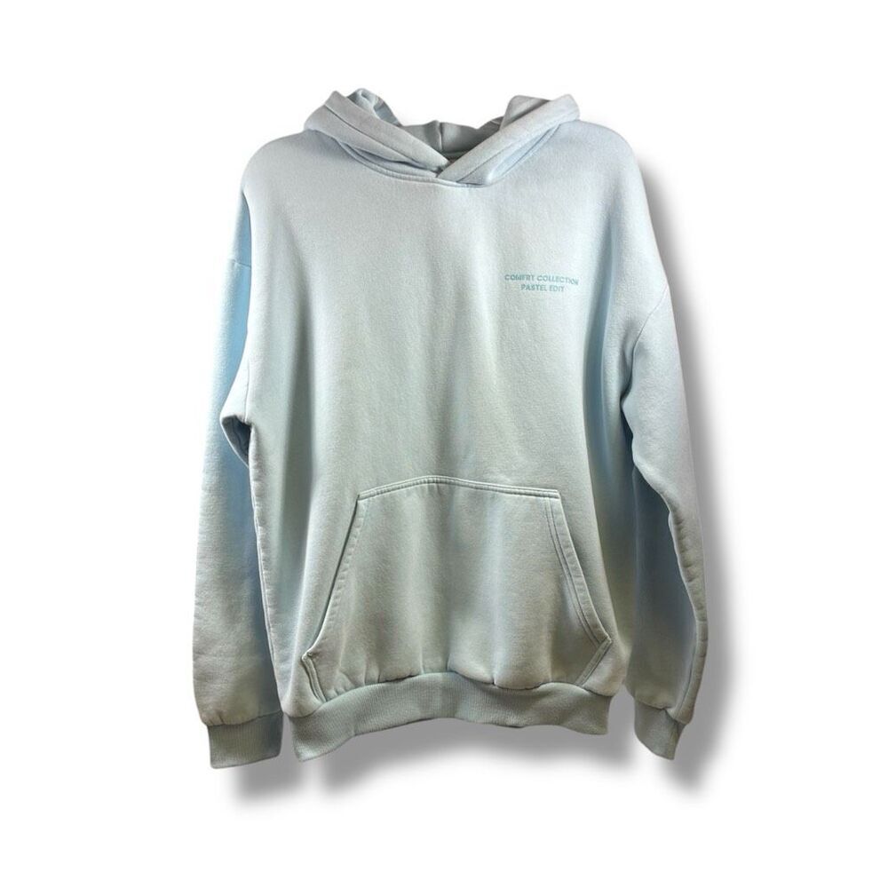 Comfrt Pastel Hoodie in Baby Blue Size M